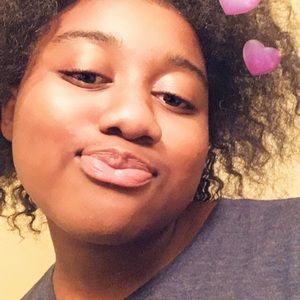 Meet your Posher, Jazmine